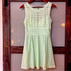 B Darlin Mini Mint Green Lace Overlay Juniors 11/12 Dress Prom/Graduation